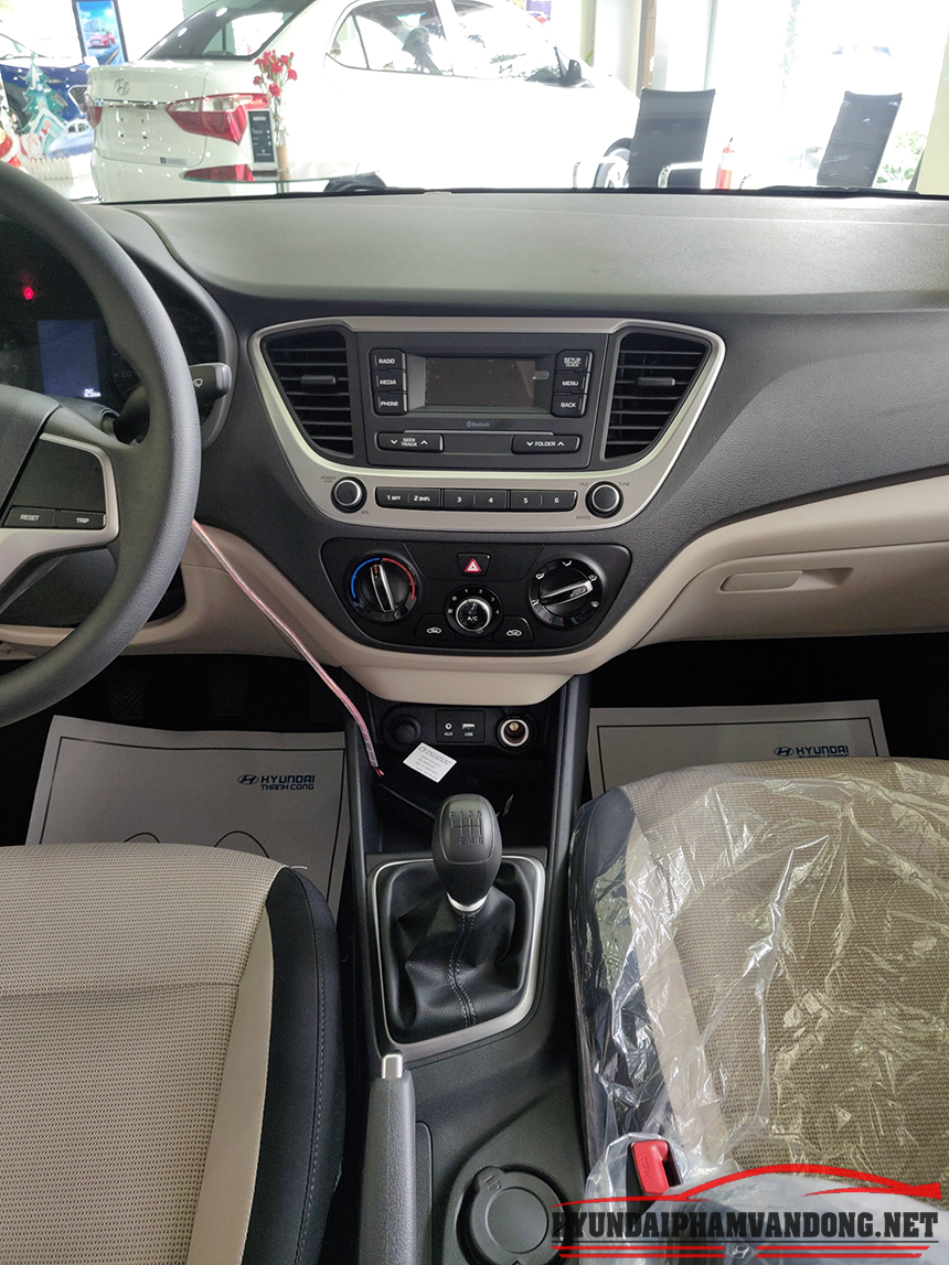 Bọc trần 5D xe Hyundai Accent : Nội thất ô tô cao cấp uy tín #1